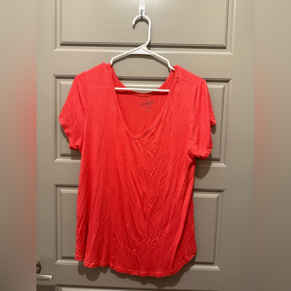 Rue21 Women's Bright Red Short Sleeve Tee